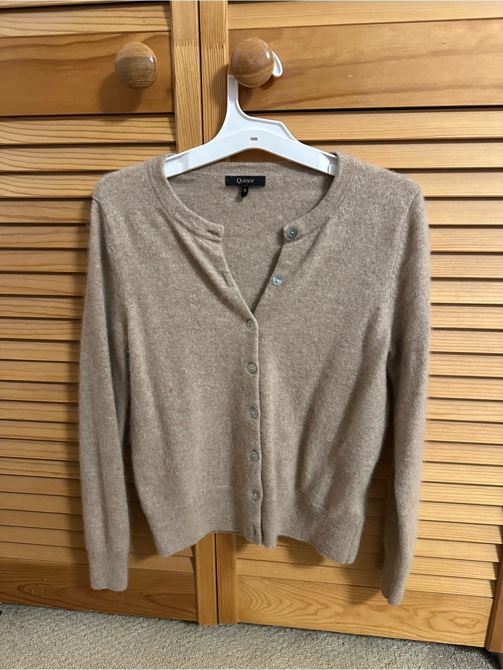 Quince Women's Button-Up Crewneck Cardigan - Beige Tan